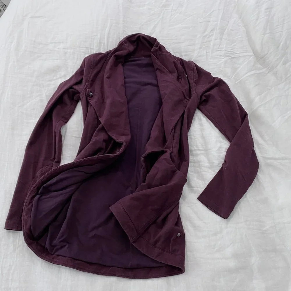 SOLD Lululemon Thats a Wrap Pullover - Picture 6 of 8